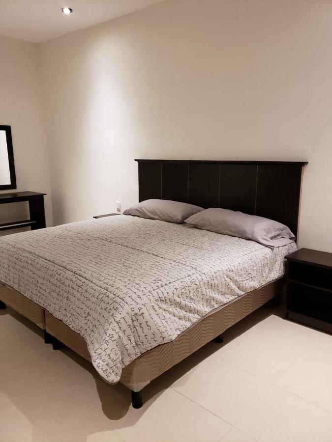 סיודד ואייס Habitaciones Boulevard מראה חיצוני תמונה