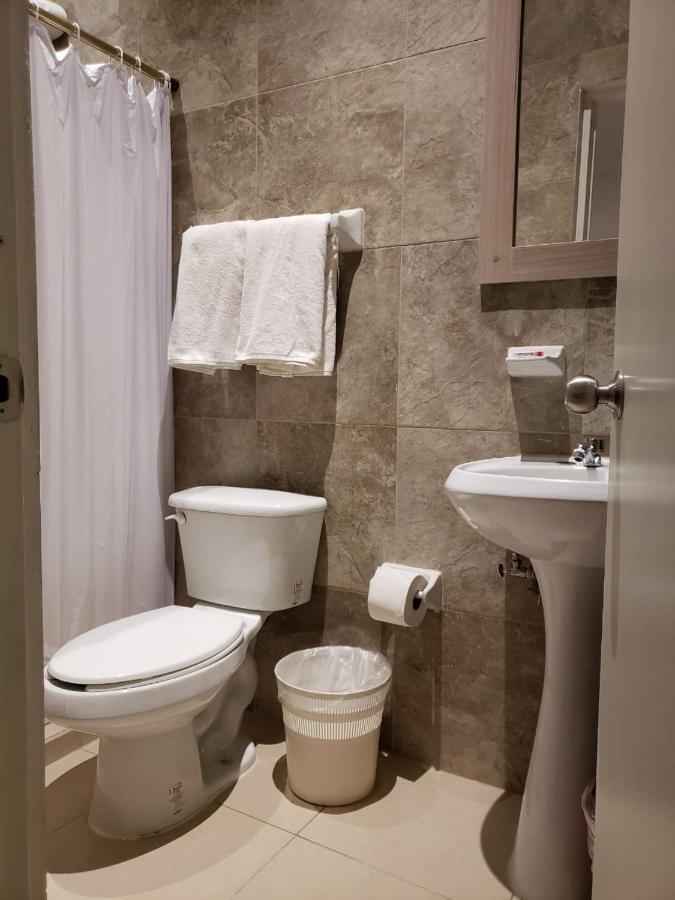 סיודד ואייס Habitaciones Boulevard מראה חיצוני תמונה